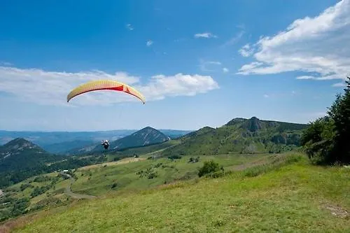 L'abri Massif Du Mézenc * Saint-Front (Haute-Loire)